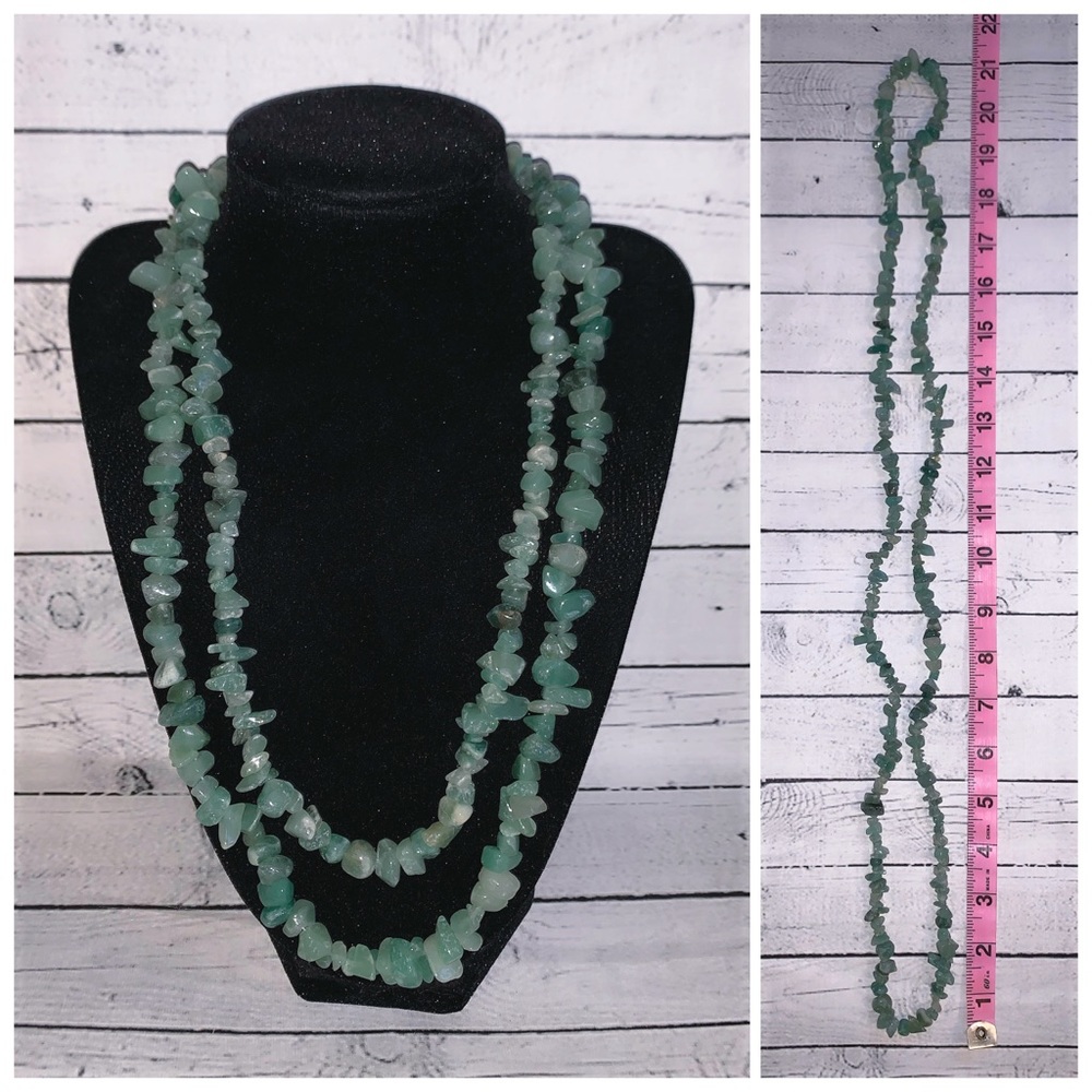 Vintage Jade Green Stone Pebble Bead Necklace